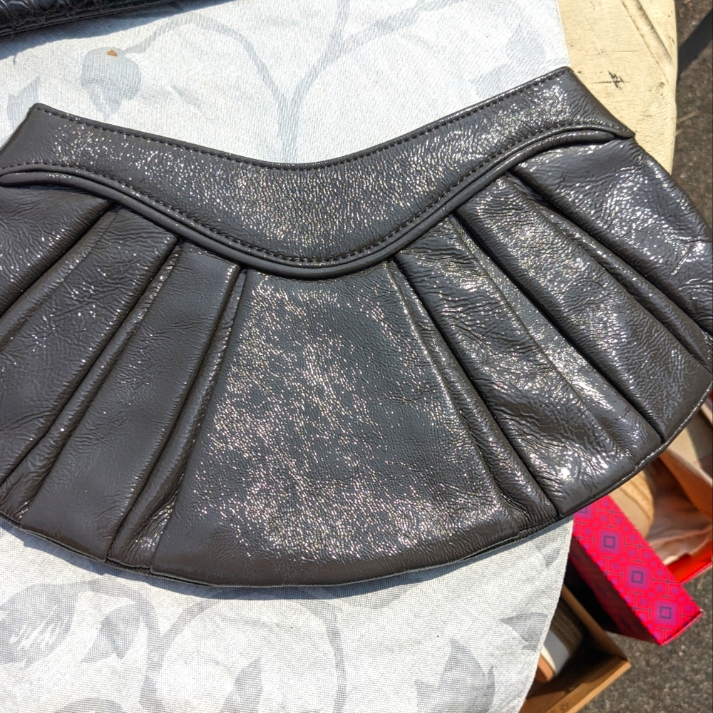 Hobo Clutch